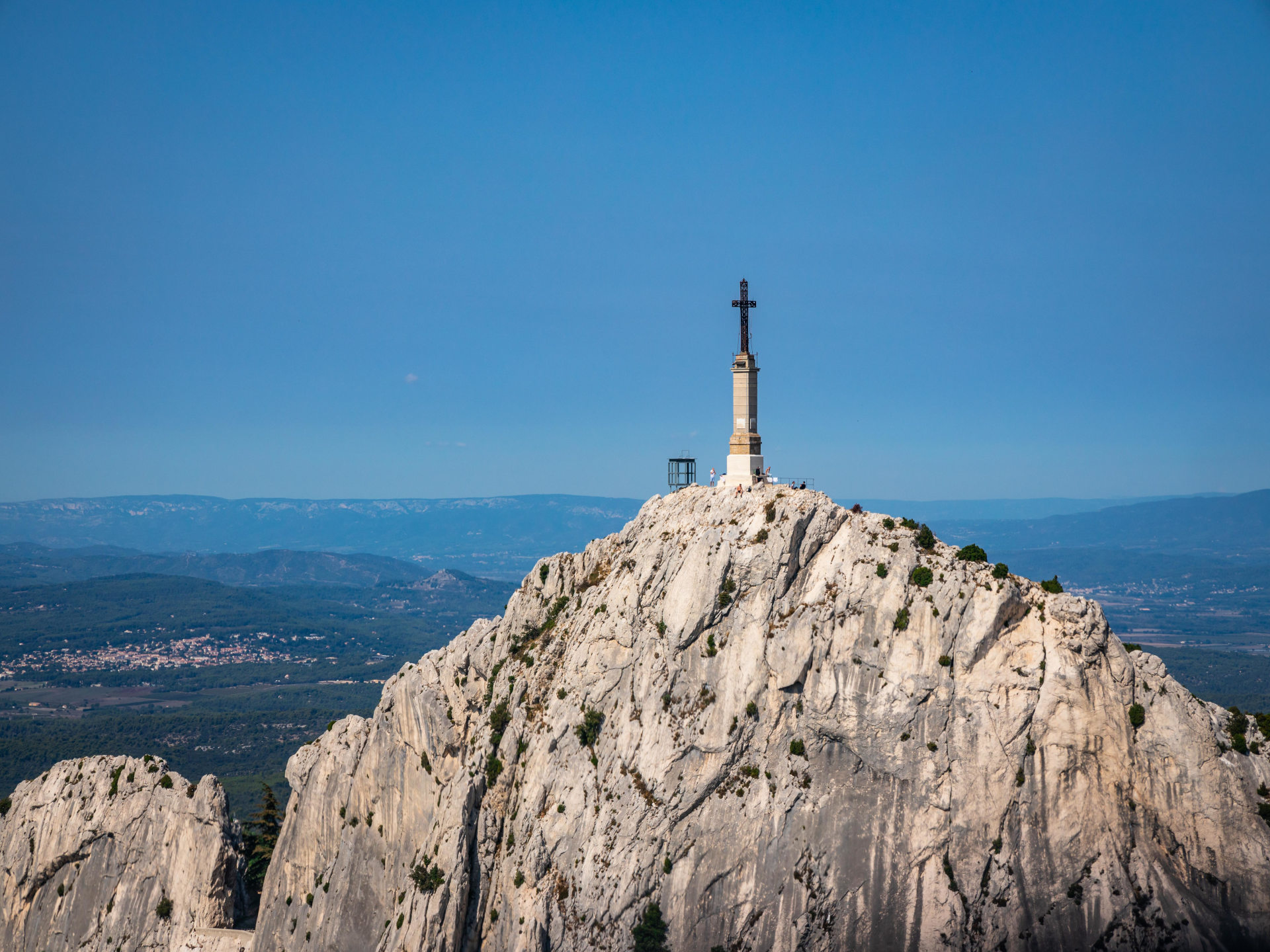 Evasion pédestre dans les montagnes de Provence -651ba15ae7c1b: /